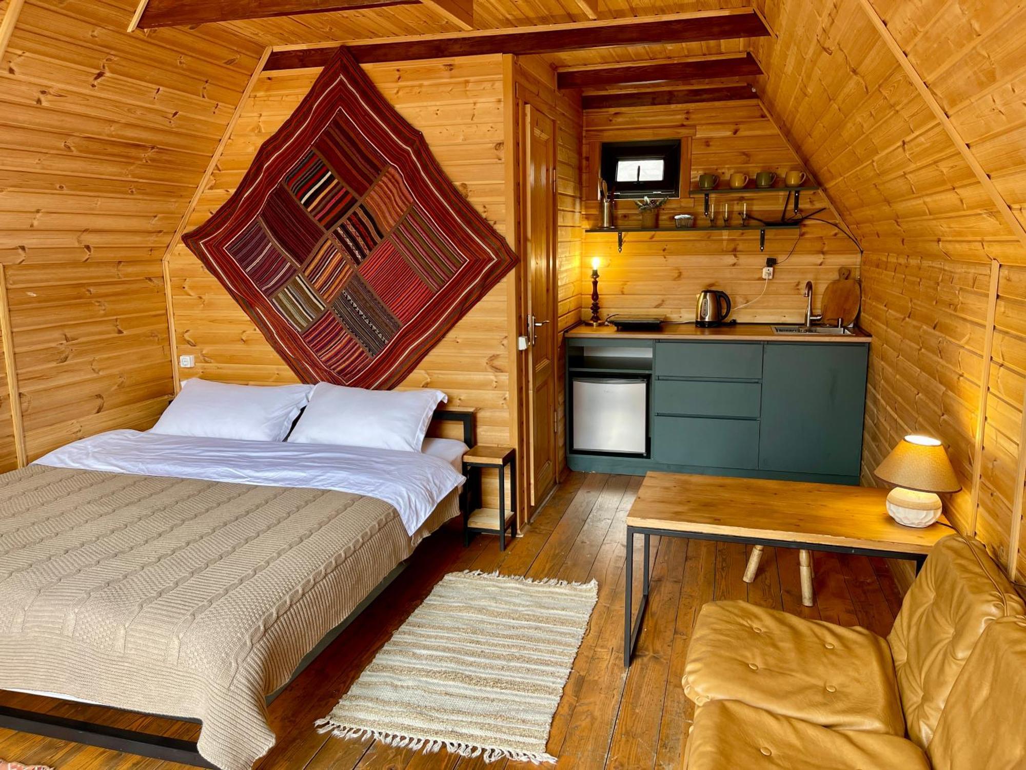 Kazbegi Kuro Cottages Esterno foto